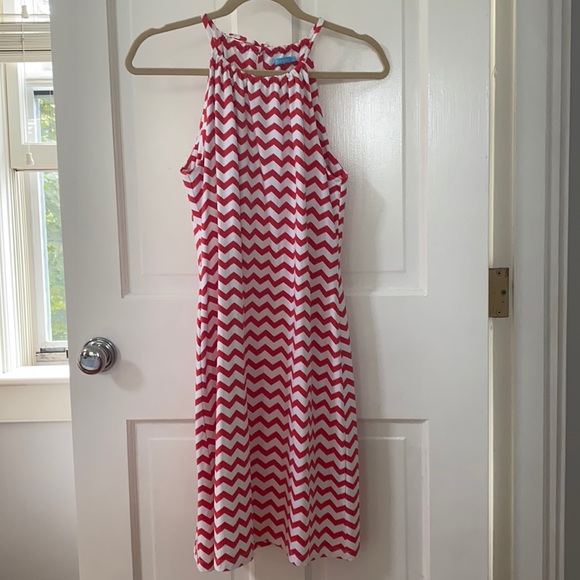 J McLaughlin High Neck Chevron Shift Dress - Picture 1 of 4